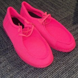 pink slip on shoes